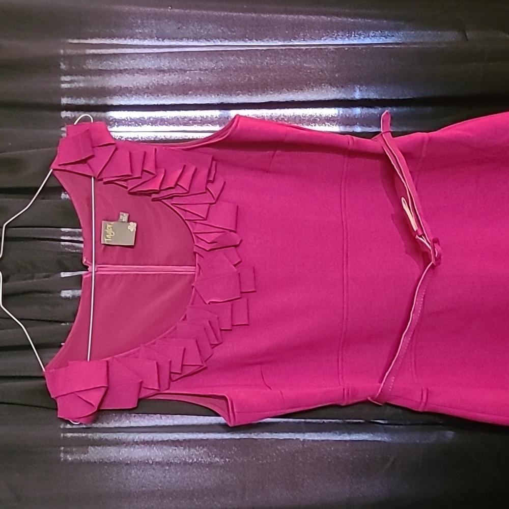 Taylor Pink Sleeveless Dress